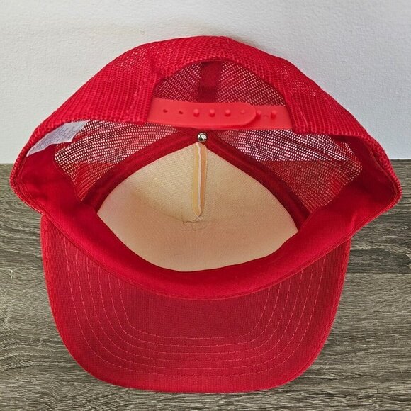 Vintage  Red McGINNIS Hat Cap Adjustable Trucker Snapback Mesh Devant & Visiere - Picture 14 of 14